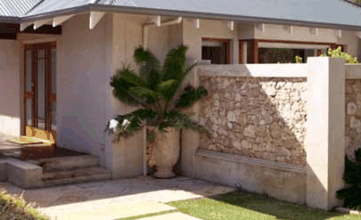 Yallingup Luxury Retreat - Hervey Bay Accommodation 0