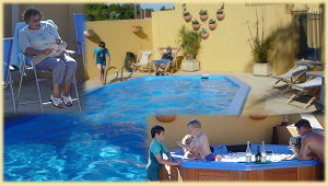 Mandurah Foreshore Motel - Hervey Bay Accommodation 2