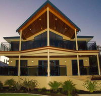 Nautica Lodge - Hervey Bay Accommodation