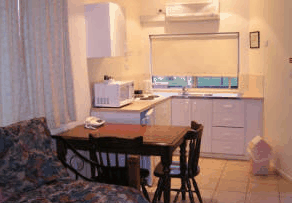 Mount Barker Valley Views Motel & Chalets - Hervey Bay Accommodation 3