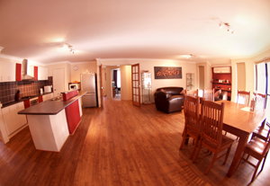 Equal Balance Bed And Breakfast - Tourism Hervey Bay 3