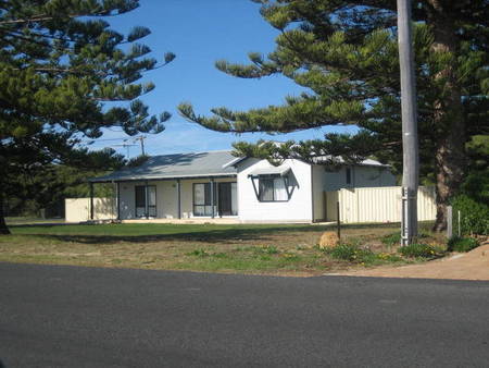 Abbey WA Hervey Bay Accommodation
