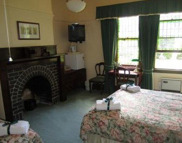 Lindsay House Country Hotel - Hervey Bay Accommodation 5
