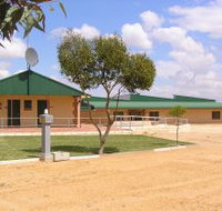 Tressie's Museum and Caravan Park - Hervey Bay Accommodation