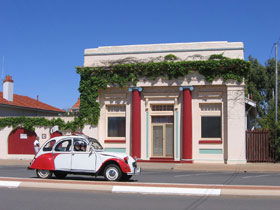 Merredin Bed & Breakfast - Hervey Bay Accommodation 0