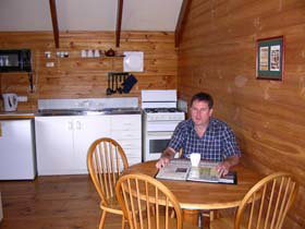 Sunnyhurst Chalets - Hervey Bay Accommodation 1