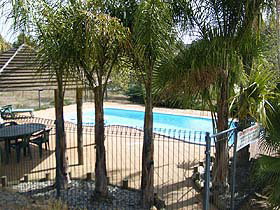 Sunnyhurst Chalets - Hervey Bay Accommodation 4