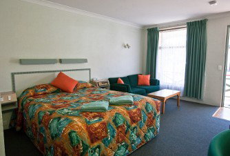Stainsby On Marsh - Hervey Bay Accommodation 3