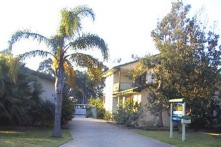 Avalon Holiday Units - Hervey Bay Accommodation 0