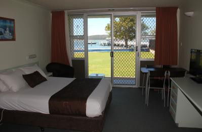 Zorba Motel - Hervey Bay Accommodation 0