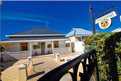 Emaroo Cottages - Hervey Bay Accommodation 4