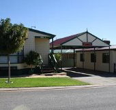 Outback Villas - Hervey Bay Accommodation