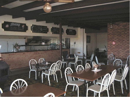Walpole Hotel Motel - Hervey Bay Accommodation 4