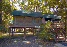 Lions Den Hotel - Hervey Bay Accommodation 1