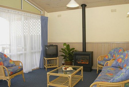 Berrara Beach Holiday Chalets - Tourism Hervey Bay 1