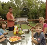 Discovery Holiday Parks - Lake Kununurra - Hervey Bay Accommodation