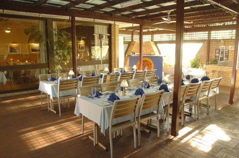 Best Western Hospitality Inn Carnarvon - Hervey Bay Accommodation 1