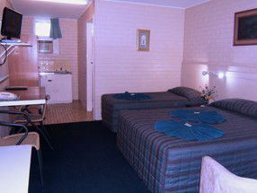 Whitsunday Palms Motel - Hervey Bay Accommodation 3