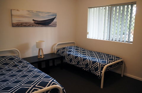 Budget Apartments Como South Perth - Hervey Bay Accommodation 3