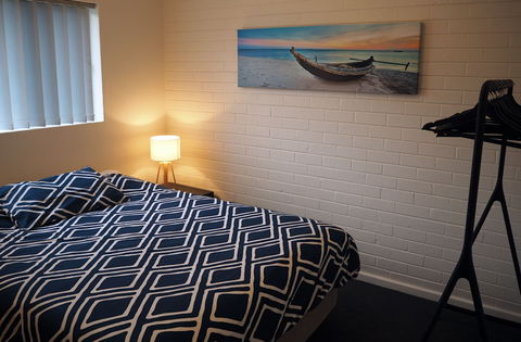 Budget Apartments Como South Perth - Hervey Bay Accommodation 4