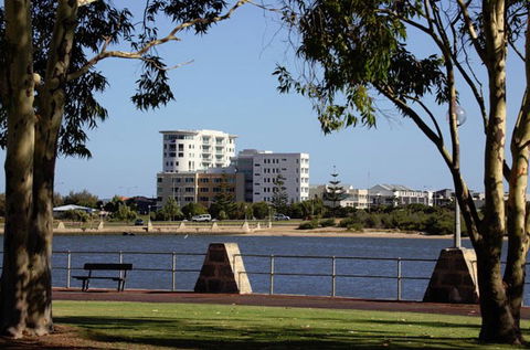Mantra Bunbury - Hervey Bay Accommodation 0