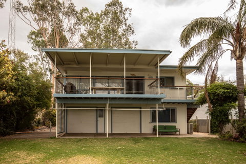 78  River Lane Mannum -River Shack Rentals - Hervey Bay Accommodation 0