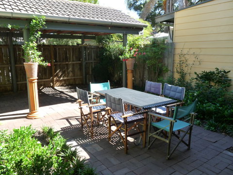 Adelaide Serviced Apartments - William Townhouse - Hervey Bay Accommodation 2