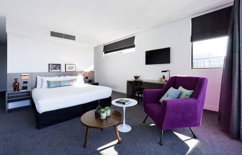 Alpha Mosaic Hotel Brisbane - Hervey Bay Accommodation 1