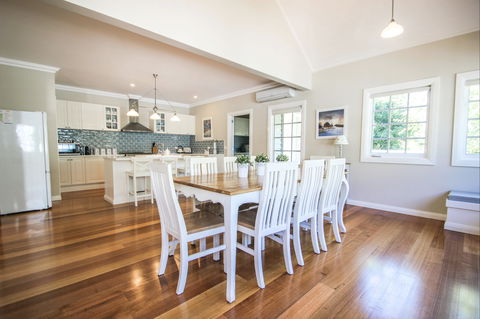 Arlington - Hervey Bay Accommodation 0