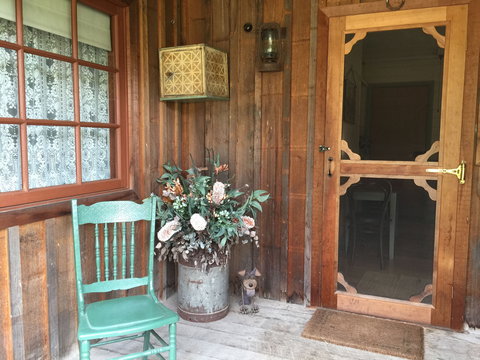 Barrengarry  Farm Cottages - Hervey Bay Accommodation 1