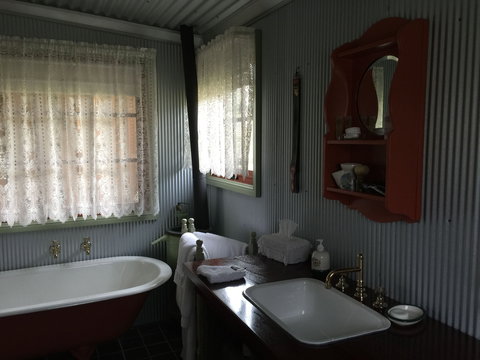 Barrengarry  Farm Cottages - Hervey Bay Accommodation 2