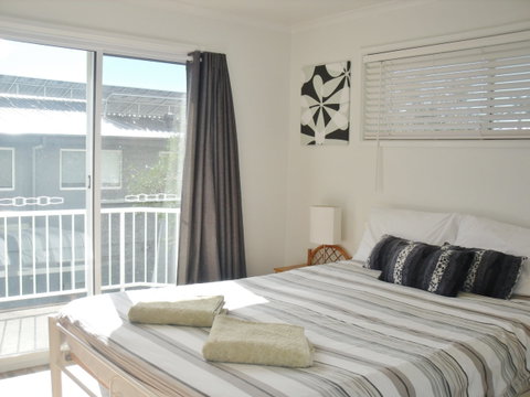 Beachcomber Apartments - Hervey Bay Accommodation 1
