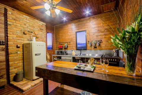 Blaxland's Cottage - Hervey Bay Accommodation 2