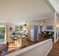 Breeze in Mollymook Beach - Hervey Bay Accommodation