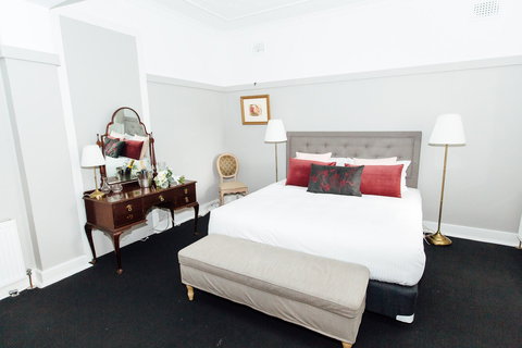 Bundanoon Hotel - Hervey Bay Accommodation 0