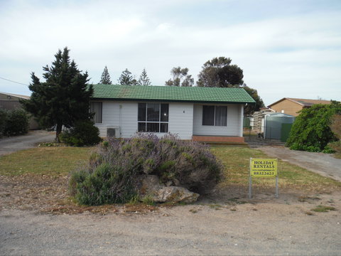 Capella Court - Hervey Bay Accommodation 0