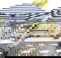 Cottesloe Beach Hotel - Hervey Bay Accommodation