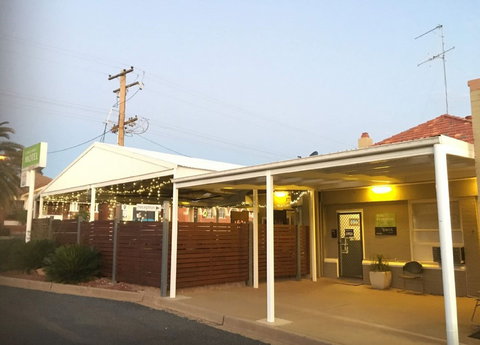 Court Street Motel - Hervey Bay Accommodation 2