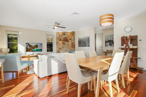 Couples On The Park - Hervey Bay Accommodation 1