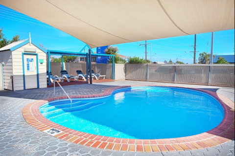Discovery Parks - Adelaide Beachfront - Hervey Bay Accommodation 2