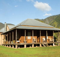 East Kunderang Homestead - Hervey Bay Accommodation
