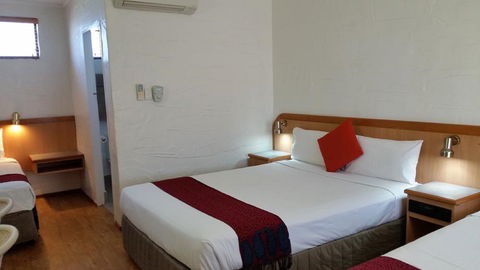 Espana Motel - Hervey Bay Accommodation 0