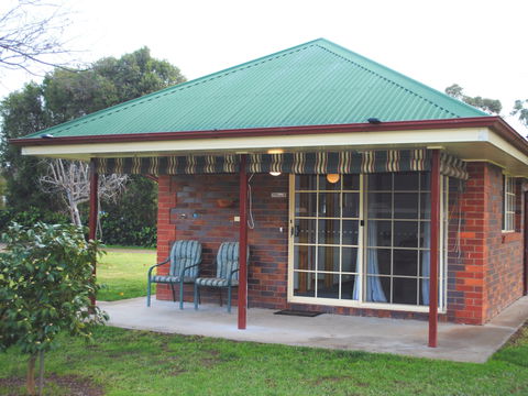 Factory Lane Bed & Breakfast - Hervey Bay Accommodation 0