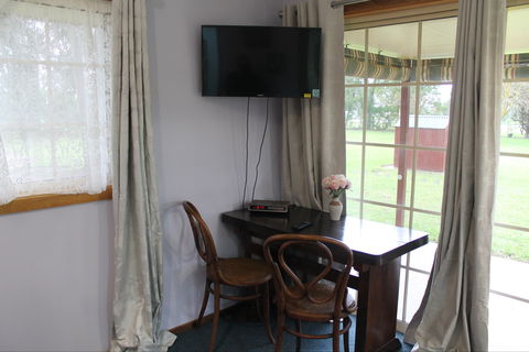 Factory Lane Bed & Breakfast - Hervey Bay Accommodation 2