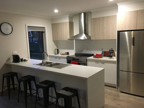 Falls Cottage Whitfield - Tourism Hervey Bay 1