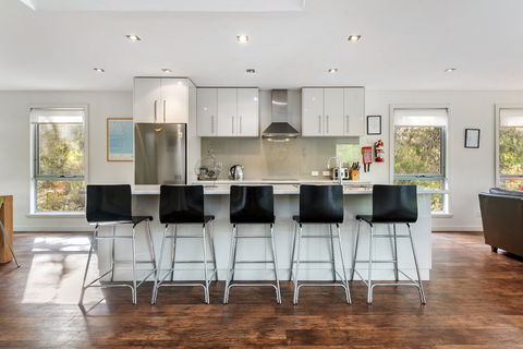 Freycinet Haven - Tourism Hervey Bay 2