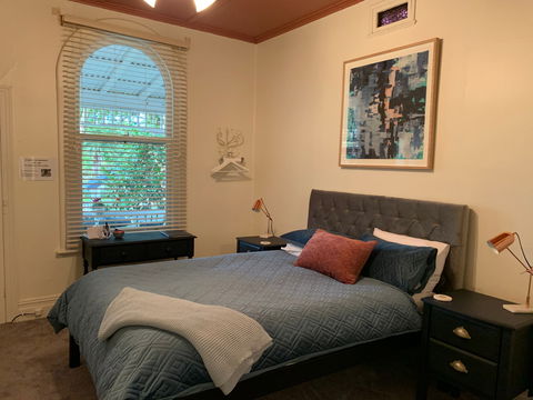 Genesta House Bed & Breakfast - Tourism Hervey Bay 2