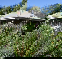 Honeysuckle Cottage - Tourism Hervey Bay