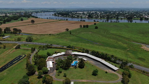 Jacaranda Motor Lodge - Hervey Bay Accommodation 1