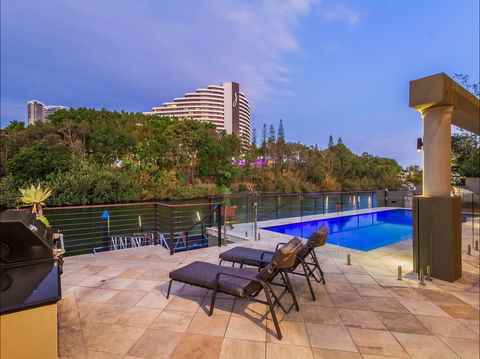 Lakeland Keys Broadbeach - Vogue Holiday Homes - Hervey Bay Accommodation 0